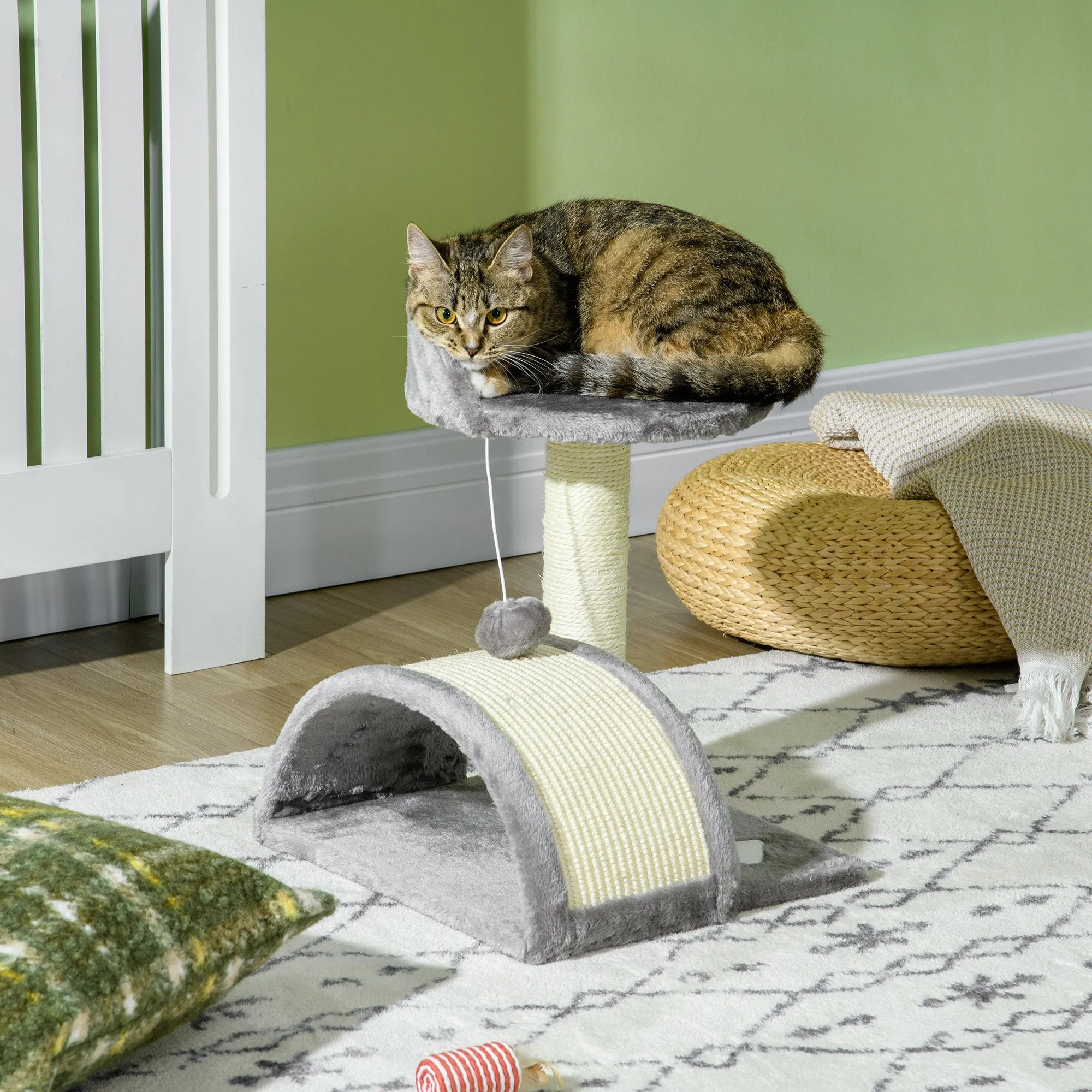 Cat Scratching Post Cat Tree Scratching Kitten Activity Centre Climber Hanging Ball Scratch Post for Indoor Cats Grey
