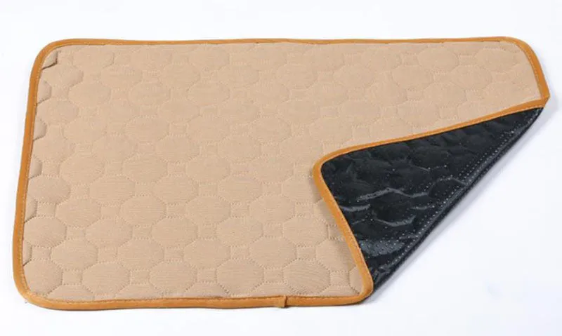 Pet diaper training pad can be washed and reused