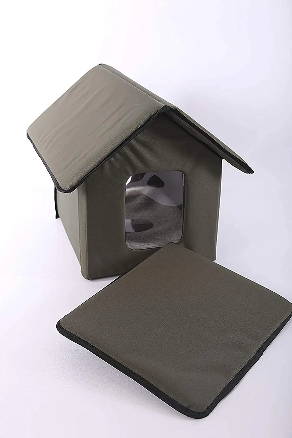 Waterproof Outdoor Cat House - 22″ x 18″ x 17″ - K&H Manufacturing